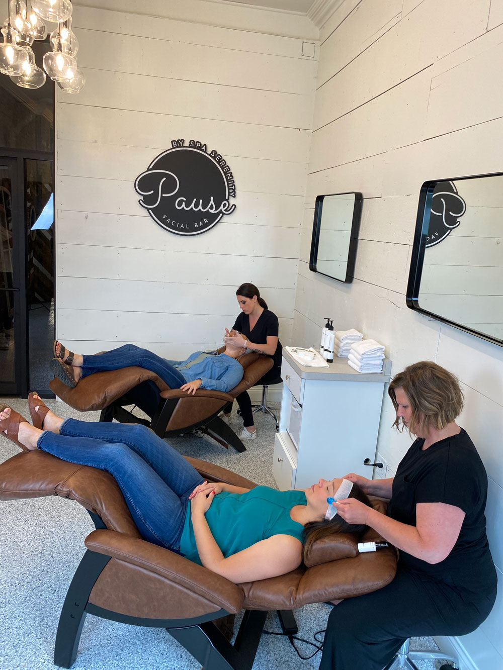 pause-facial